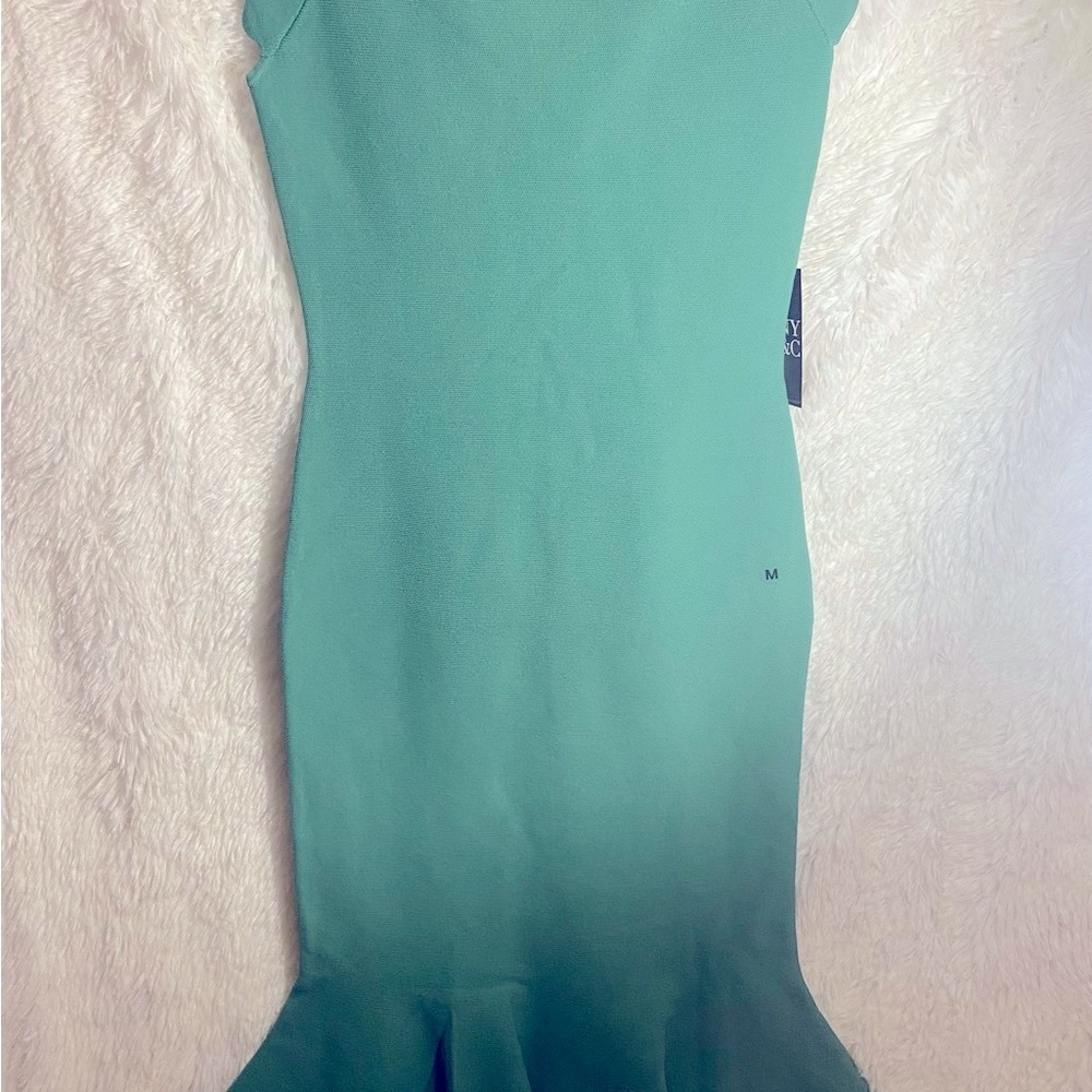 NEW YORK & COMPANY Scalloped Neckline and Mermaid Hem Sweater Dress - Picture 2 of 4